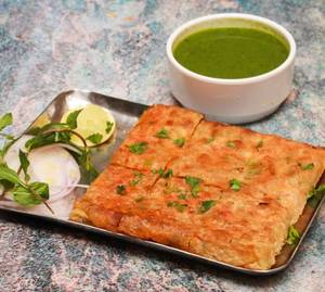 Chicken Cheese Baida Roti