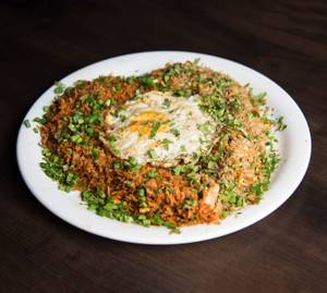 Chicken schezwan fried rice