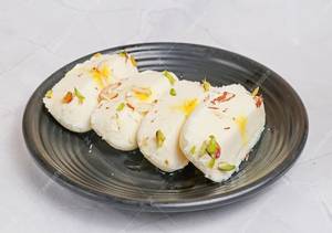 MALAI CHAAP (bengali Sweet)