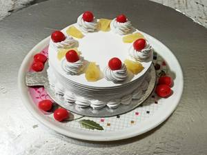 Pineapple cake