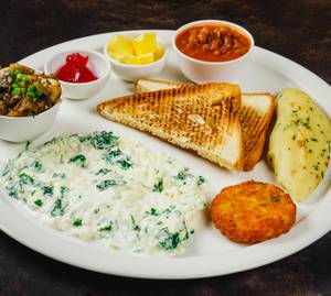 Scrambled Cottage Cheese Breakfast Platter