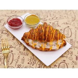 Smoked Chicken Croissant