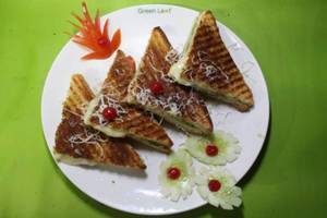 Veg Cheese Grilled Sandwich