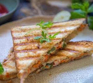 Veg Mayo Grilled Sandwich