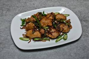 Chilli Chicken- 8 Pcs
