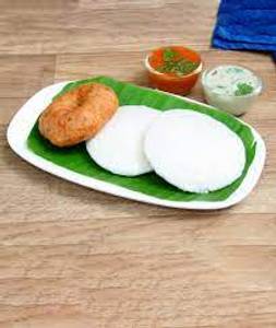 Idli [2 pcs] vada [1 pc]