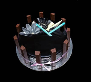 Chocolate kit ket cake