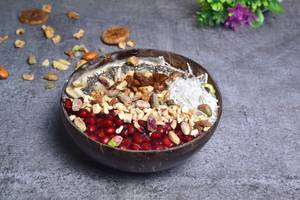 Nuts Smoothie Bowl