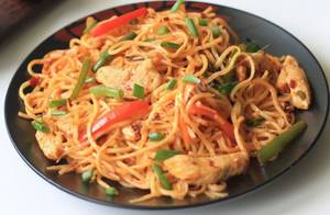 Chicken Schezwan Noodle