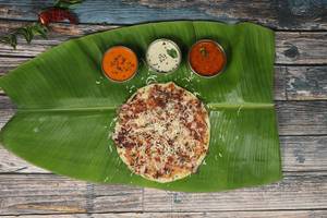 Cheese Onion Uttappam