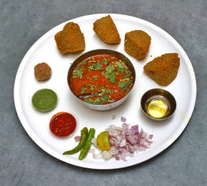 Dal Bati