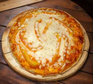 Tomato cheese pizza