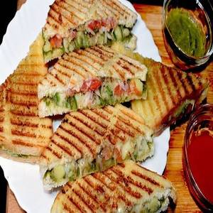 Grilled Tower Veg. Sandwich