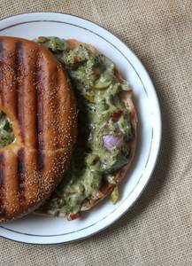 Pesto Bagel