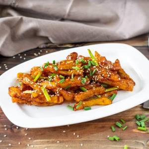 Honey chilli potato