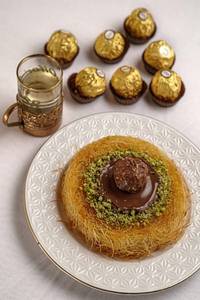 Ferrero Rocher With Chocolate Kunafa