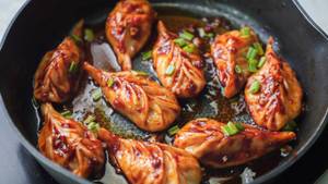 Veg Special Momo (Chilli Momo)