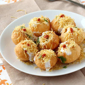 Dahi Gol Gappa
