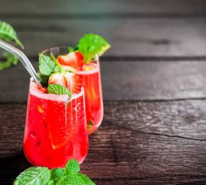 Tender Coconut Strawbery [750 ml]