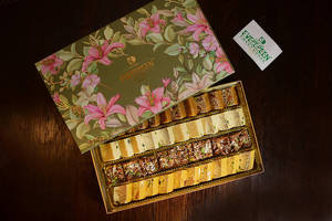 Khoya Ghee Mix Assorted Sweet Box
