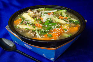 Exotic Oriental Veg & Chicken In Gravy