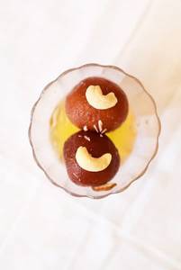 Gulab Jamun (2 Pcs)