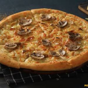 Mushroomeess Pizza