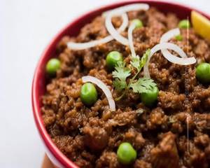 Chicken Keema Pav