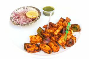 Chilli garlic paneer