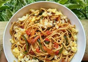 Egg Schezwan Noodles