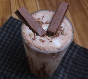 Kit Kat Shake  