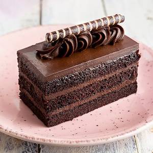 Eggless Dutch Truffle Pastry [1 Piece]