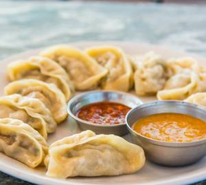 Chicken peri peri steamed momos