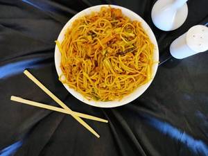 Chicken Singapore Chilly Noodles