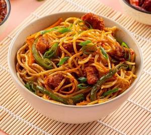 Chicken Schezwan Noodles