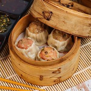 Shao Mai Chicken & Chestnuts Dimsum