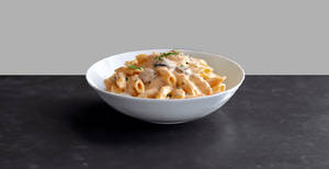 Cheese Mix Sauce Pasta