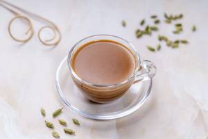 Aromatic Cardamom Tea