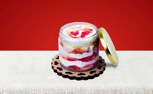 Strawberry Jar Cake