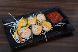 Steamed Momos [6 Pieces]