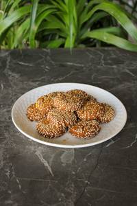 Gur Til Cookies (250gm)