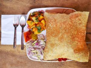 Mughlai Paratha With Chilly Chicken