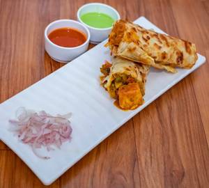 Egg Paneer Roll