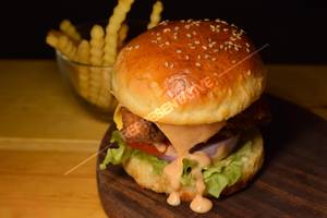 Keso Fried Chicken Burger