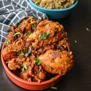 Chicken Bhuna Masala [4 Pieces]