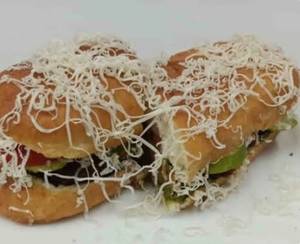 Cheese Roll (150 gms)