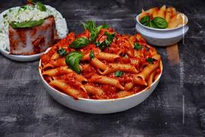 Chicken Red Sauce Pasta