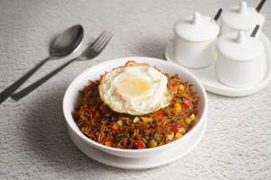 Indonesian Fried Chicken Rice