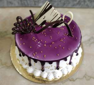 Black Current Glaze Cake