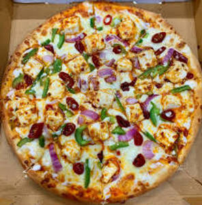 Tandoori paneer pizza